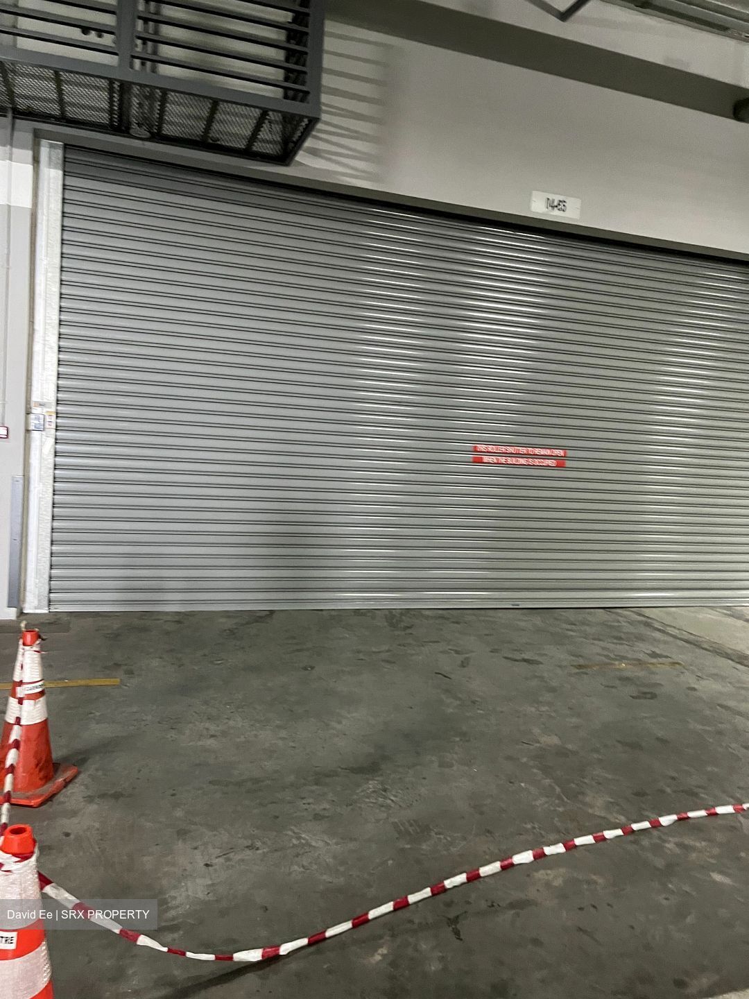 Carros Centre (D25), Factory #452339401
